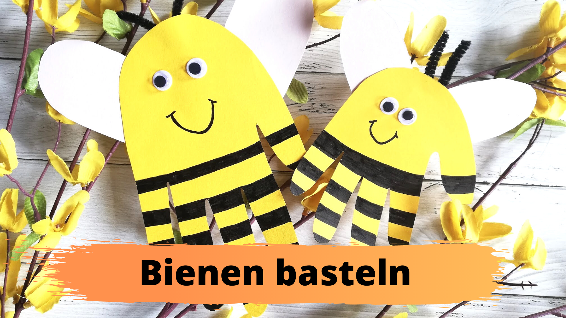 Familie und mehr : Bastelidee: Bienen mit Handabdrücken