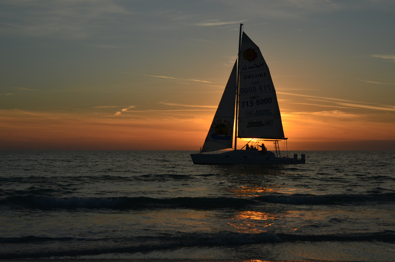 segelboot vor sonnenuntergang Foto & Bild | landschaft, meer & strand